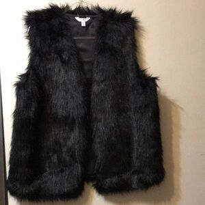 TIME and TRU Black Faux Fur Vest
